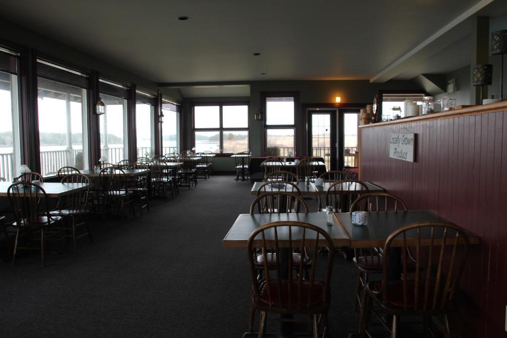 Ye Olde Argyler Lodge Pubnico エクステリア 写真